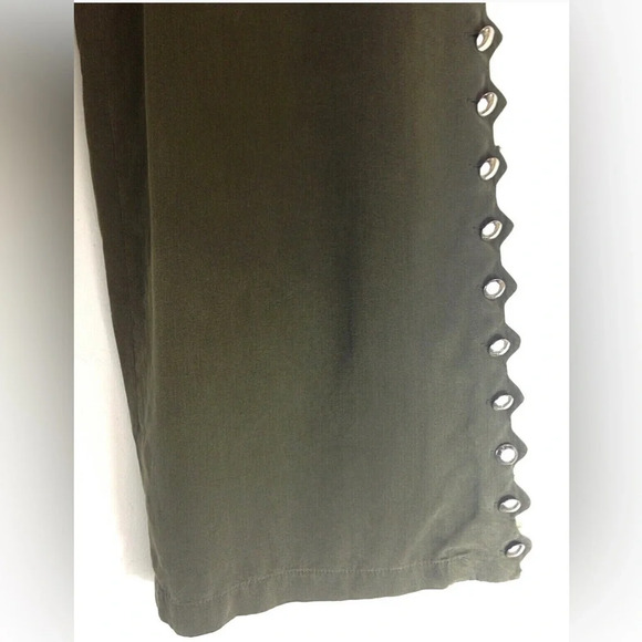 Zara Army Green Embellished Pants - Picture 8 of 13